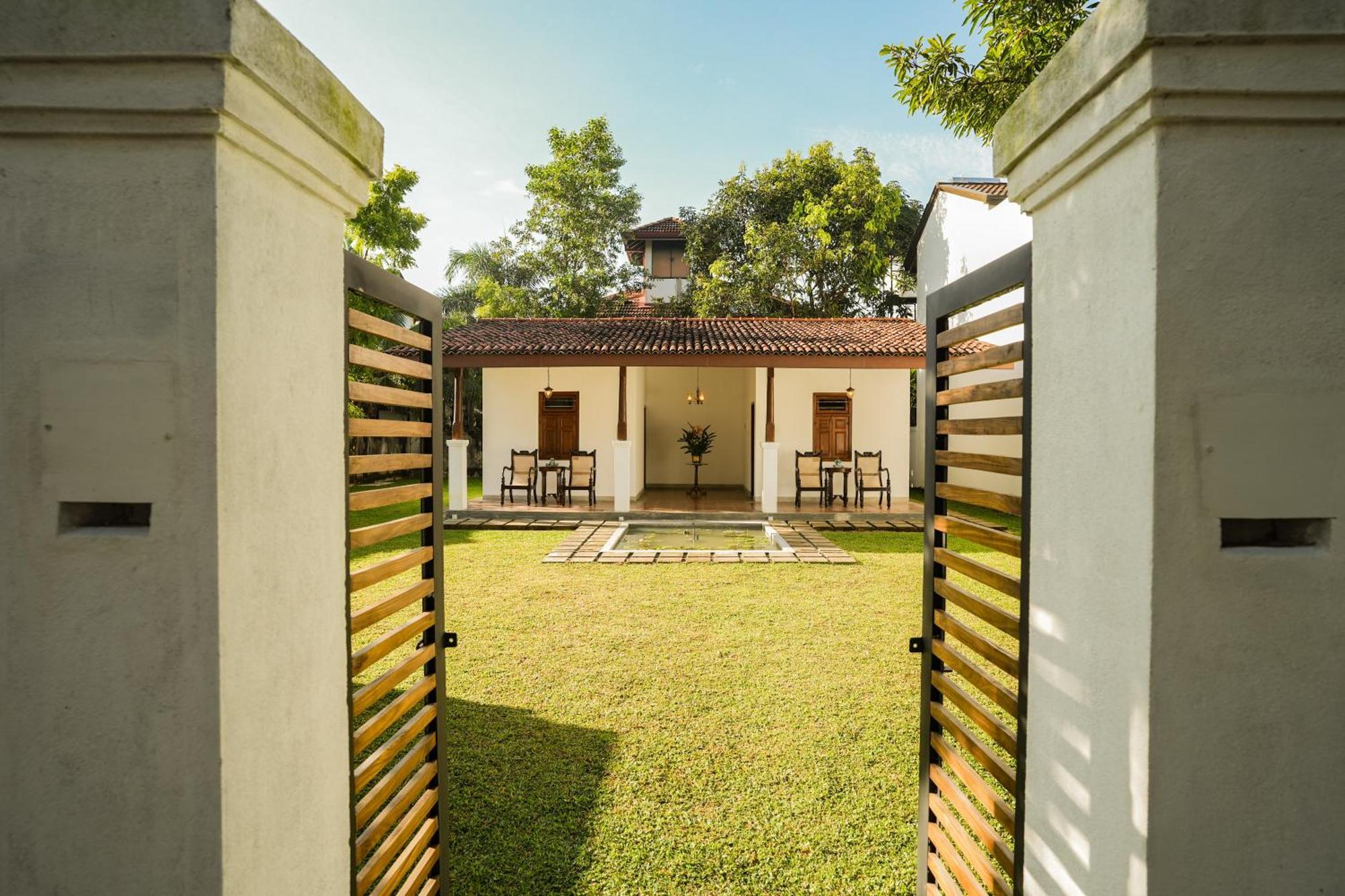 Summer House - Private Villa Close To International Airport Bia Ja-Ela Exteriör bild